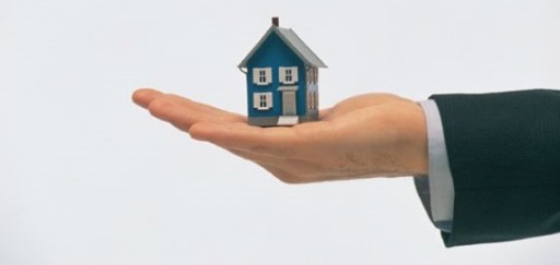 Top 10 Reasons to Hire a Buckingham Realty Agent