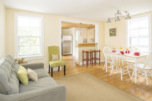 The Ultimate Checklist for Staging Your House (So It Sells in Record Time)
